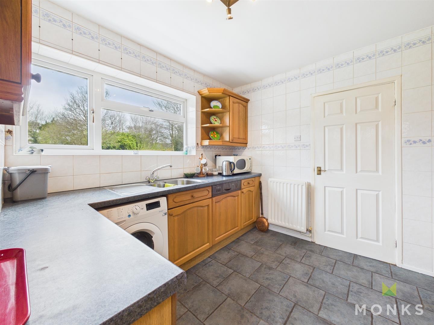 1 Carmen Avenue, Shrewsbury, SY2 5NP SSTC 1 Carmen Avenue, Shrewsbury, SY2 5NP SSTC